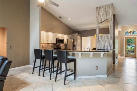 Villa ou maison à vendre à Orlando, Floride: 4 chambres, 241.27 m2 № 2305976 - photo 7