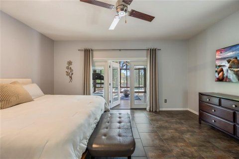 Villa ou maison à vendre à Orlando, Floride: 4 chambres, 241.27 m2 № 2305976 - photo 17