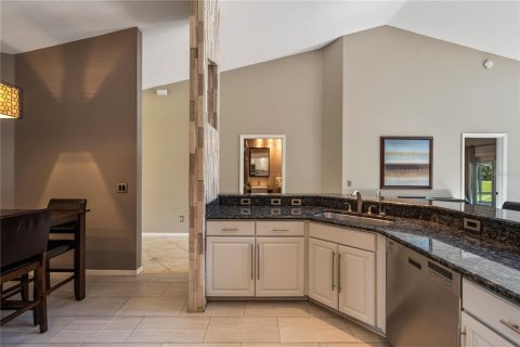 Villa ou maison à vendre à Orlando, Floride: 4 chambres, 241.27 m2 № 2305976 - photo 8