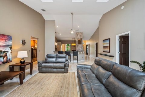 Villa ou maison à vendre à Orlando, Floride: 4 chambres, 241.27 m2 № 2305976 - photo 15