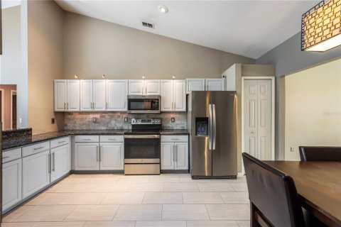 Villa ou maison à vendre à Orlando, Floride: 4 chambres, 241.27 m2 № 2305976 - photo 10