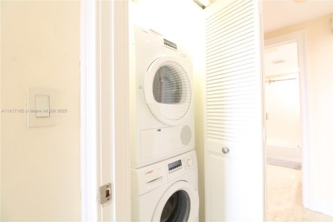 Copropriété à vendre à Key Biscayne, Floride: 2 chambres, 139.91 m2 № 1942872 - photo 24