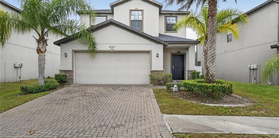 Casa en Tampa, Florida 4 dormitorios, 211.45 m2 № 2117408