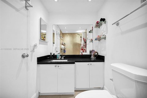 Купить кондоминиум в Майами, Флорида 2 спальни, 100.89м2, № 1997406 - фото 22