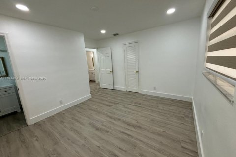 Villa ou maison à louer à Tamarac, Floride: 2 chambres, 104.24 m2 № 2003347 - photo 26