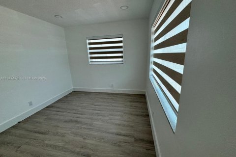 Villa ou maison à louer à Tamarac, Floride: 2 chambres, 104.24 m2 № 2003347 - photo 30