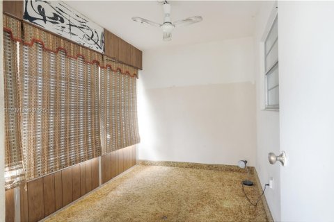 Condo in Lauderdale Lakes, Florida, 1 bedroom  № 1991452 - photo 10