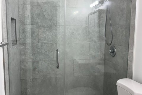 Appartement à louer à Hialeah, Floride: 2 chambres № 1966375 - photo 7