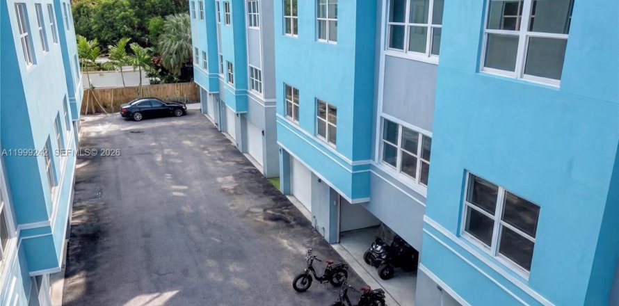 Touwnhouse à Fort Lauderdale, Floride 3 chambres № 2064417
