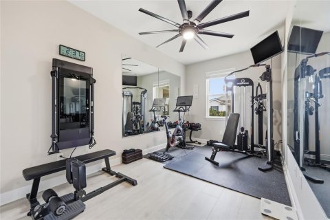 House in Winter Garden, Florida 7 bedrooms, 438.5 sq.m. № 2102118 - photo 6