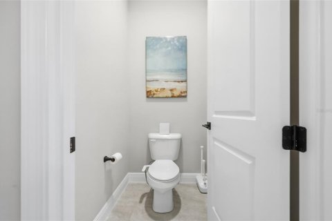 House in Winter Garden, Florida 7 bedrooms, 438.5 sq.m. № 2102118 - photo 28