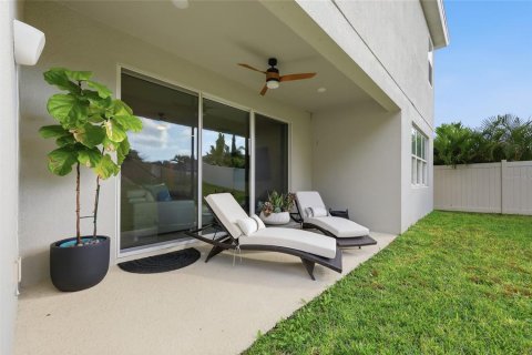 House in Winter Garden, Florida 7 bedrooms, 438.5 sq.m. № 2102118 - photo 7