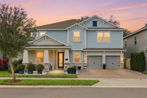 House in Winter Garden, Florida 7 bedrooms, 438.5 sq.m. № 2102118