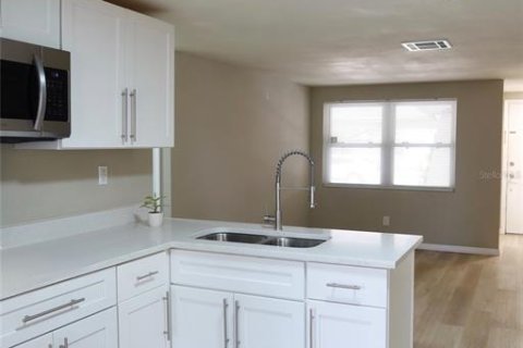 Villa ou maison à vendre à Port Richey, Floride: 3 chambres, 124.86 m2 № 2201494 - photo 7
