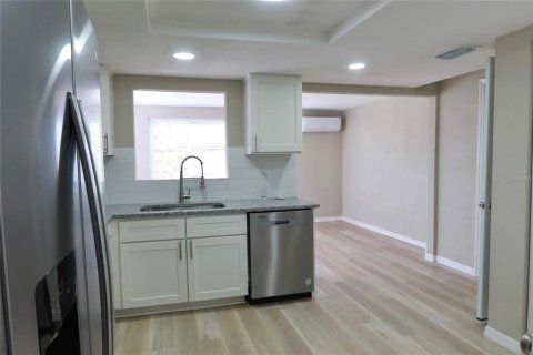 Villa ou maison à vendre à Port Richey, Floride: 3 chambres, 124.86 m2 № 2201494 - photo 12
