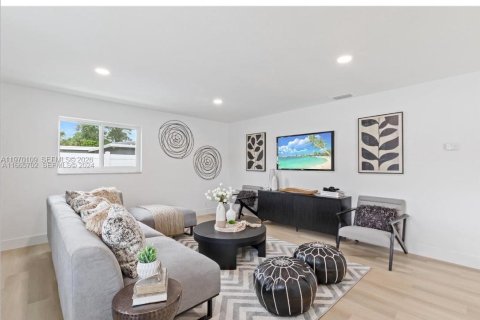 Casa en venta en Boca Raton, Florida, 3 dormitorios, 170.38 m2 № 2031898 - foto 10