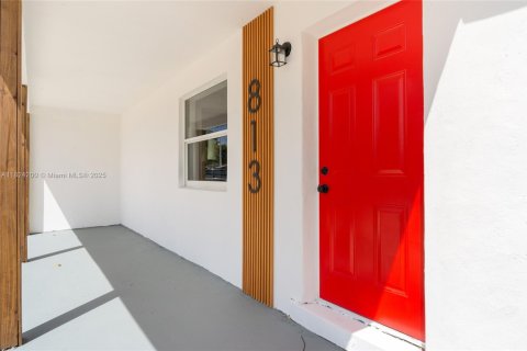 House in Delray Beach, Florida 3 bedrooms, 90.95 sq.m. № 1791010 - photo 2