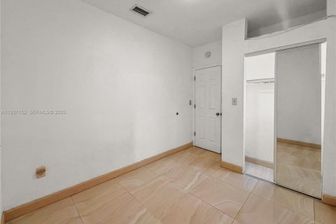 Casa en alquiler en Miami, Florida, 1 dormitorio, 46.45 m2 № 1995052 - foto 9