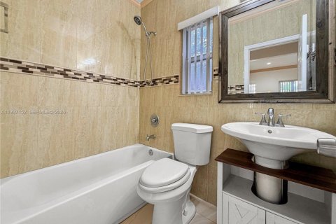 Casa en alquiler en Miami, Florida, 1 dormitorio, 46.45 m2 № 1995052 - foto 6