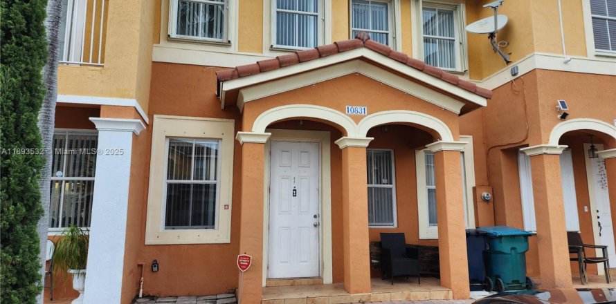 Touwnhouse à Homestead, Floride 3 chambres, 146.04 m2 № 1945545