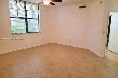 Condominio en alquiler en Hollywood, Florida, 2 dormitorios, 104.98 m2 № 2240547 - foto 8