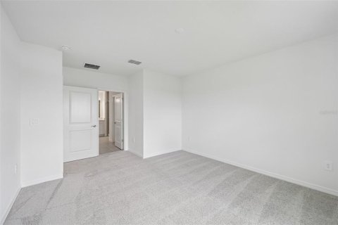 House in Palmetto, Florida 4 bedrooms, 225.2 sq.m. № 2210666 - photo 17
