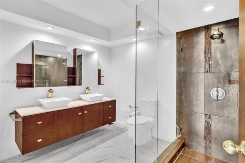 Condominio en venta en Miami Beach, Florida, 2 dormitorios, 123.19 m2 № 1776416 - foto 24