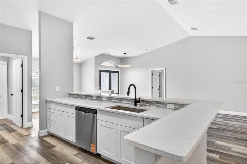 Casa en venta en Hudson, Florida, 3 dormitorios, 173.17 m2 № 1899338 - foto 11