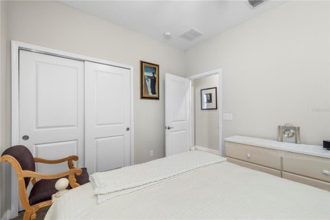 House in BELMONT in Sun City Center, Florida 3 bedrooms, 149.76 sq.m. № 2199364 - photo 21