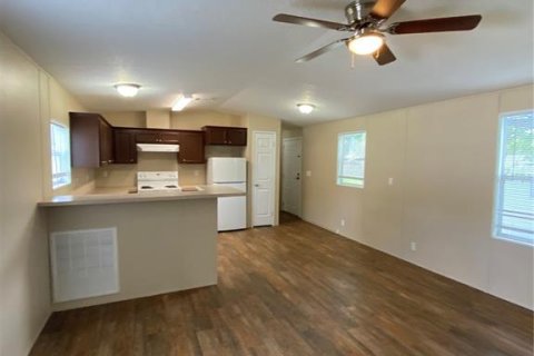 Apartamento en alquiler en Dade City, Florida, 3 dormitorios, 111.48 m2 № 1915677 - foto 8