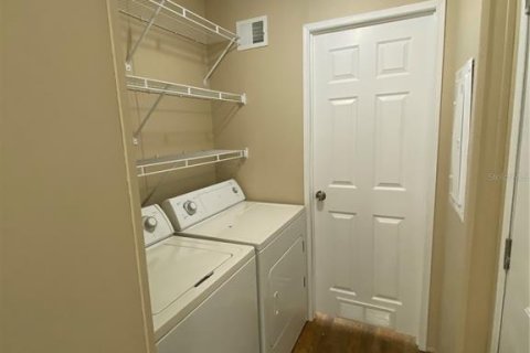 Apartamento en alquiler en Dade City, Florida, 3 dormitorios, 111.48 m2 № 1915677 - foto 15