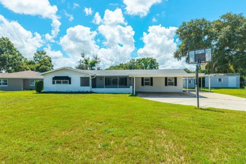 Casa en Winter Haven, Florida 4 dormitorios, 229.28 m2 № 2361047