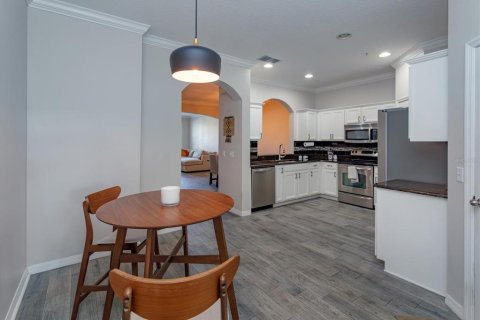 Townhouse in Winter Garden, Florida 3 bedrooms, 166.2 sq.m. № 2096700 - photo 3