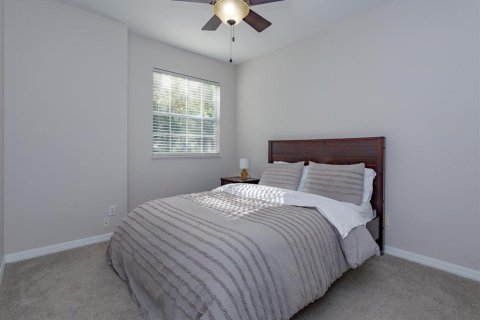 Townhouse in Winter Garden, Florida 3 bedrooms, 166.2 sq.m. № 2096700 - photo 12