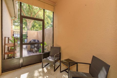 Townhouse in Winter Garden, Florida 3 bedrooms, 166.2 sq.m. № 2096700 - photo 18