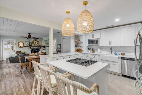 Casa en venta en New Smyrna Beach, Florida, 7 dormitorios, 276.29 m2 № 1716759 - foto 21