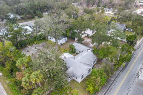 Casa en venta en New Smyrna Beach, Florida, 7 dormitorios, 276.29 m2 № 1716759 - foto 8