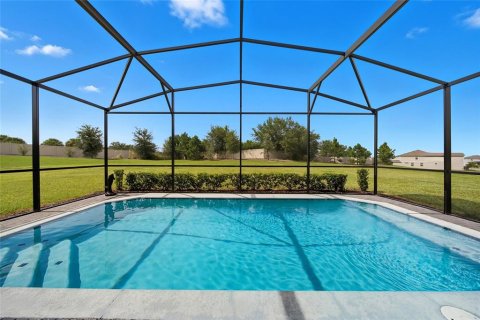 Villa ou maison à vendre à Davenport, Floride: 5 chambres, 232.63 m2 № 2347659 - photo 9