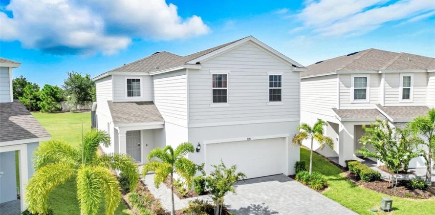 Villa ou maison à Davenport, Floride 5 chambres, 232.63 m2 № 2347659