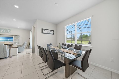 Villa ou maison à vendre à Davenport, Floride: 5 chambres, 232.63 m2 № 2347659 - photo 7
