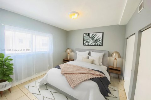 Condominio en alquiler en Miami Beach, Florida, 2 dormitorios, 87.33 m2 № 1763078 - foto 11