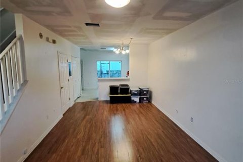 Townhouse in Riverview, Florida 2 bedrooms, 96.15 sq.m. № 2393876 - photo 4