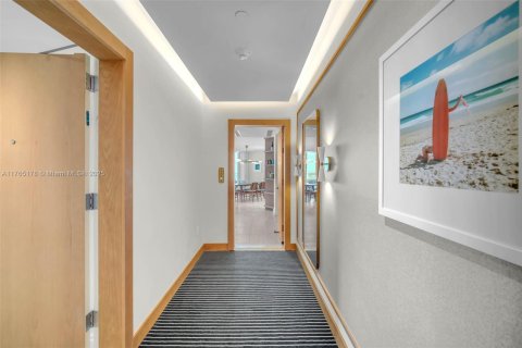 Condominio en venta en Fort Lauderdale, Florida, 2 dormitorios, 159.88 m2 № 1867551 - foto 19