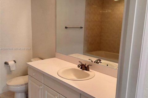 Copropriété à vendre à St. Lucie, Floride: 2 chambres, 119.47 m2 № 2072513 - photo 6