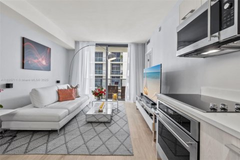 Copropriété à louer à Miami, Floride: 1 chambre, 63.55 m2 № 1818361 - photo 1