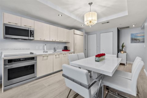 Copropriété à louer à Miami, Floride: 1 chambre, 63.55 m2 № 1818361 - photo 12