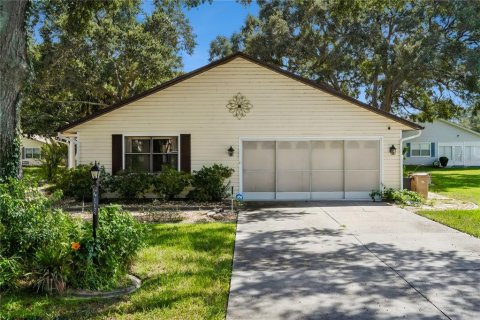 Casa en Leesburg, Florida 3 dormitorios, 122.07 m2 № 2375500