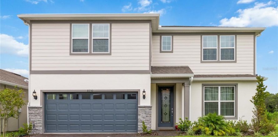 House in PINEWOOD RESERVE in Orlando, Florida 4 bedrooms, 270.16 sq.m. № 917420