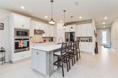 House in PINEWOOD RESERVE in Orlando, Florida 4 bedrooms, 270.16 sq.m. № 917420 - photo 11