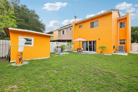 Townhouse in Florida City, Florida 3 bedrooms, 141.86 sq.m. № 1830795 - photo 22